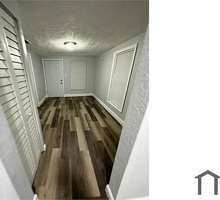 2267 Calvin St — Photo 16