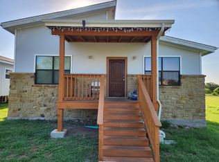 851 Crest Circle Dr, San Marcos, TX 78666