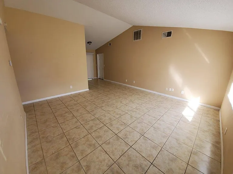 837 Del Prado Dr — Photo 2