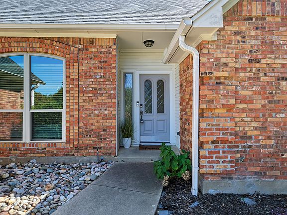 3rd image of 434 Moran Dr