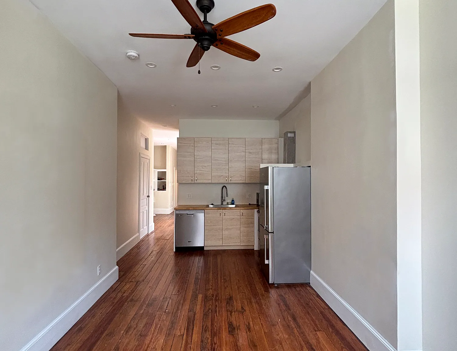 1 bed, 500 sqft, $1,595 — Photo 1