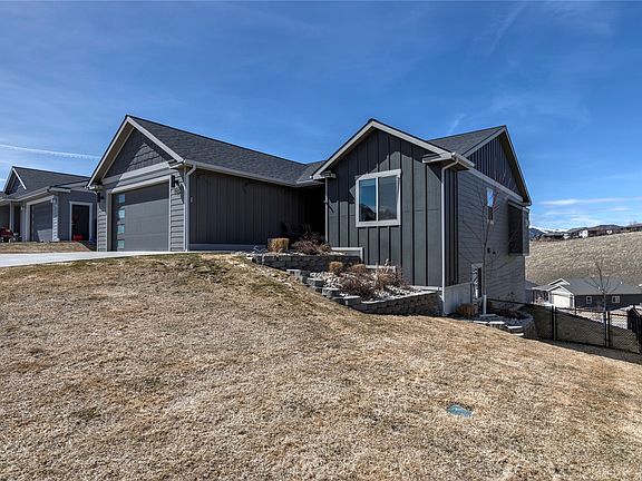 4th image of 7007 Max Dr