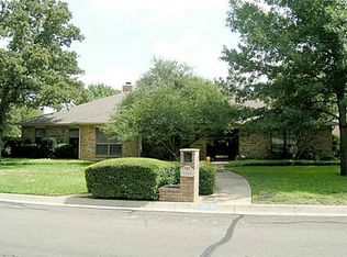 2315 Midway Rd, Arlington, TX 76011