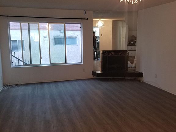 3rd image of 11946 Goshen Ave APT 6