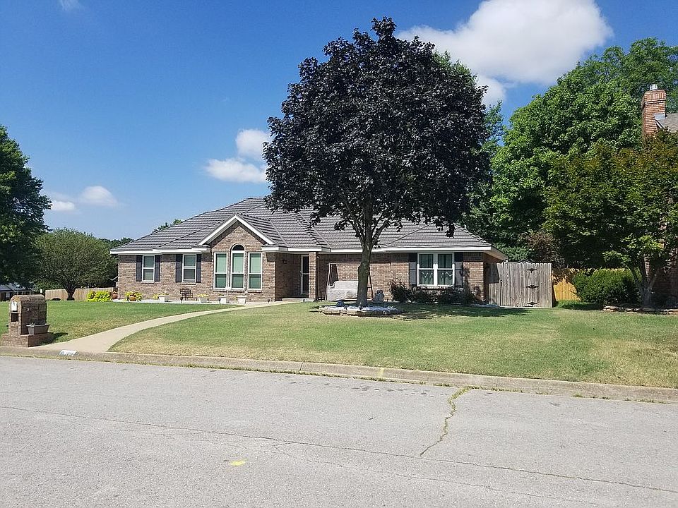 1st image of 1606 S 27th Pl