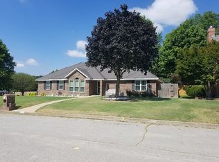 1606 S 27th Pl, Rogers, AR 72758