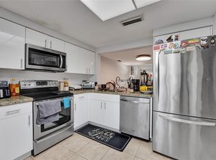Fairway Club Townhomes, Sunrise, FL 33351