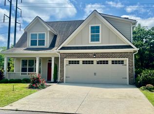 2572 Waterhaven Dr, Chattanooga, TN 37406