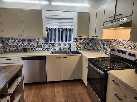 2nd image of 4820 Lucerne Lakes Blvd #106