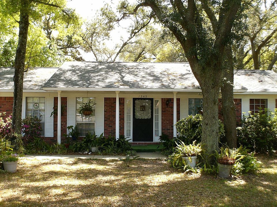 1st image of 1545 Acorn Ln