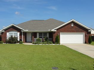 275 Maree Dr, Daleville, AL 36322