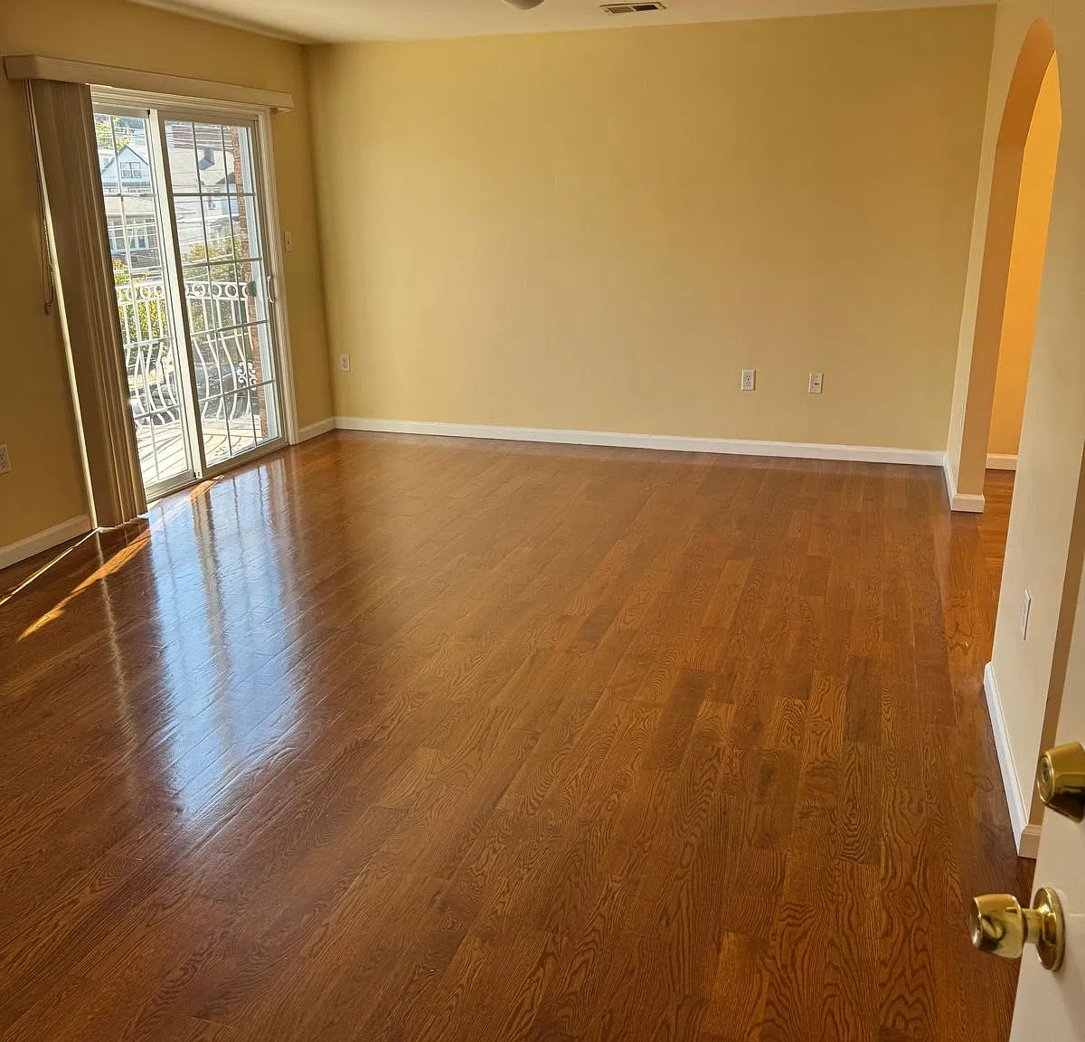 3 bed, 1540 sqft, $3,200 — Photo 3