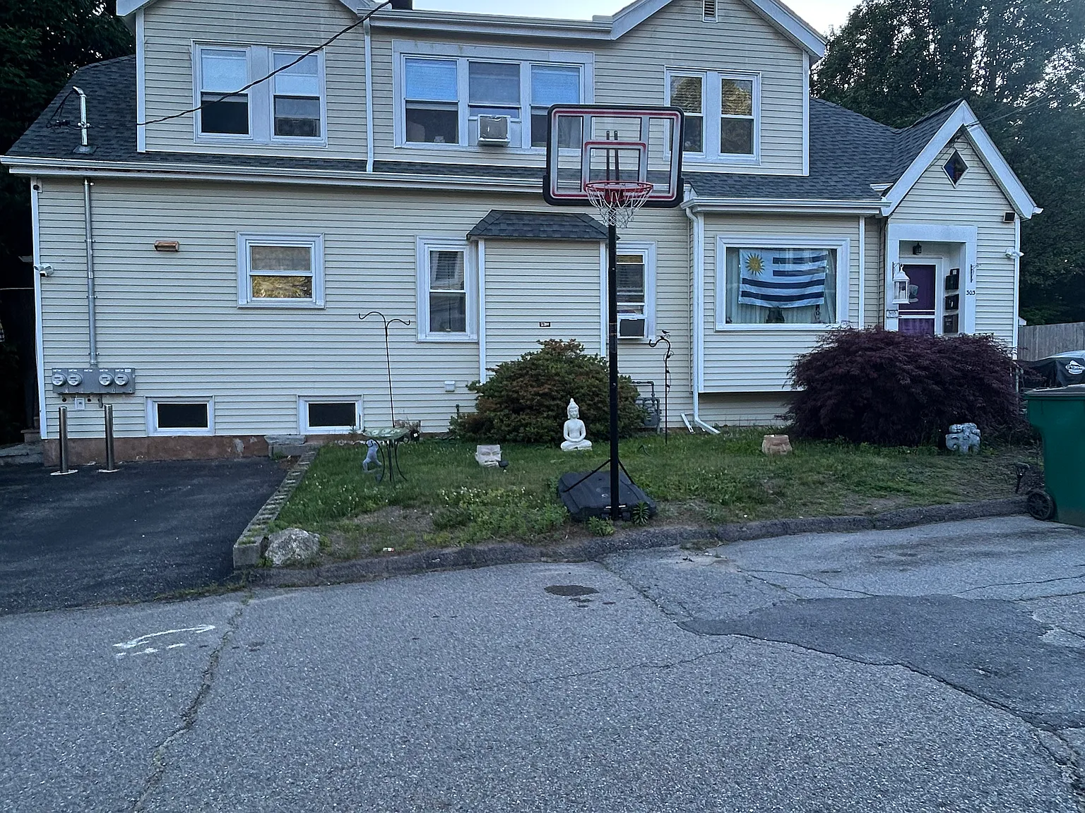 2 bed, 750 sqft, $1,700 — Photo 1