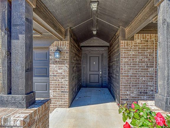 3rd image of 3409 Piney River Dr