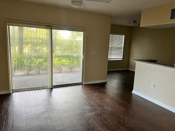 3rd image of 7085-7097 Merganser Ct #1306