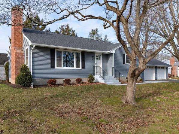 6 Denise Ct, Northampton, MA 01060