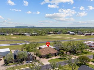 8915 Woodlawn Dr, Granbury, TX 76049