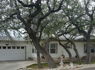 225 Coyote Ridge Dr, Kerrville, TX 78028