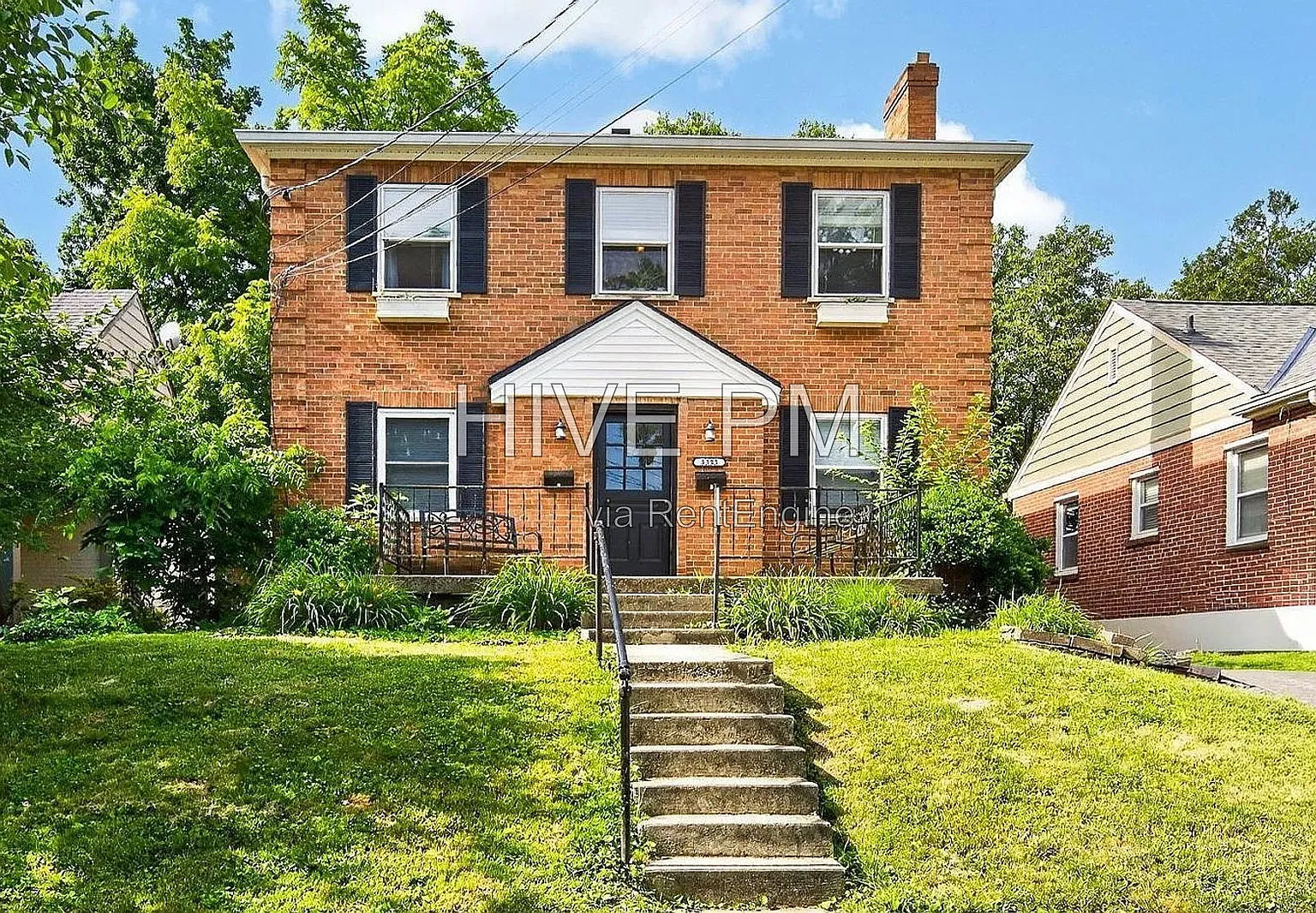 2 bed, 1.0 bath, 1100 sqft, $1,550 — Photo 1