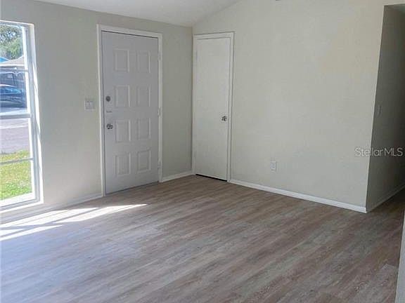 4th image of 8709 Albion Ct