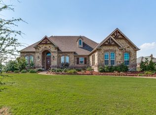 2710 Forest Hills Dr, Crossroads, TX 76227