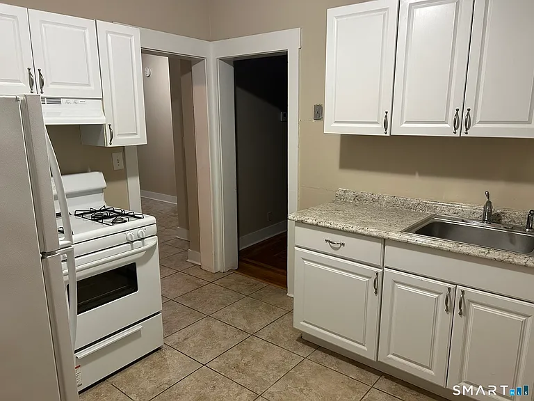 54 Sherman Ave #3 — Photo 2