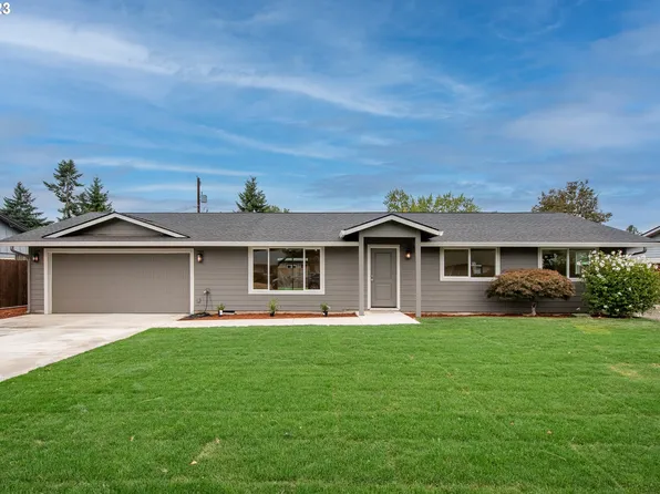 8420 NE Lewis Dr, Vancouver, WA 98662