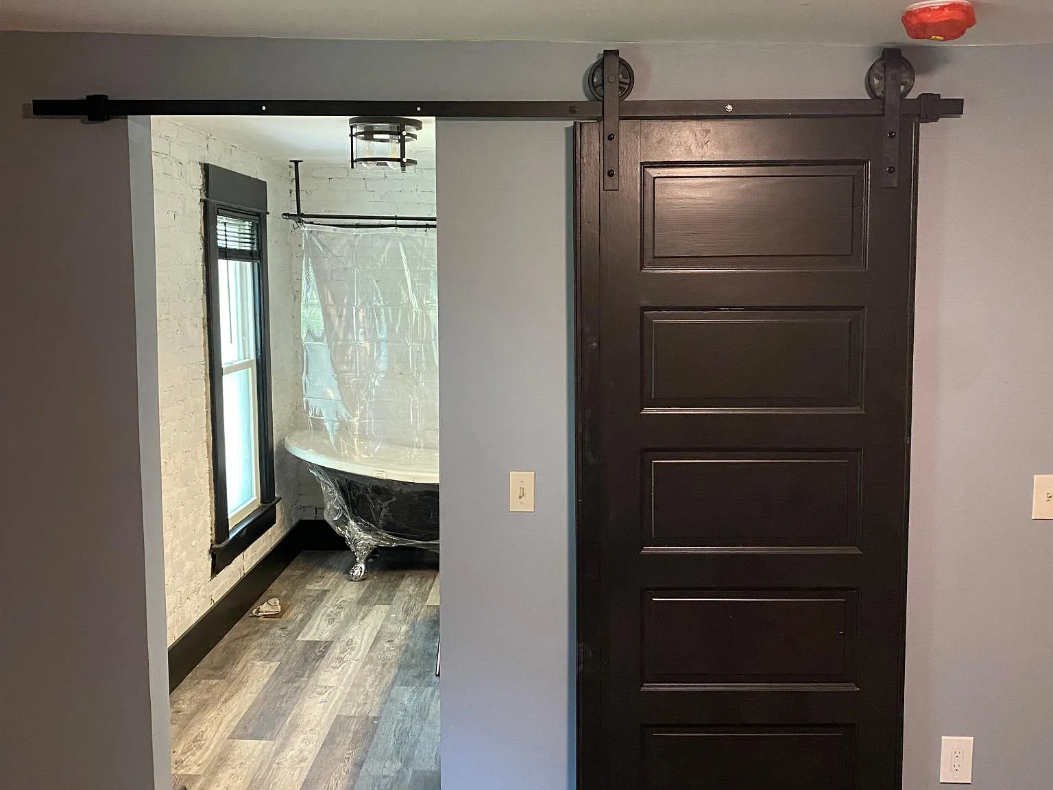 3 bed, 1450 sqft, $2,050 — Photo 3