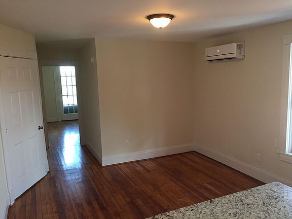 4th image of 2011 Rosewood Ave APT 5