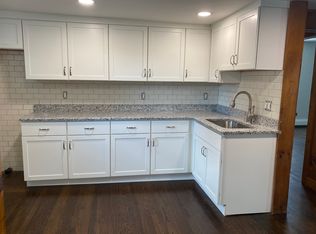 98 Broadway FLOOR 2, Taunton, MA 02780