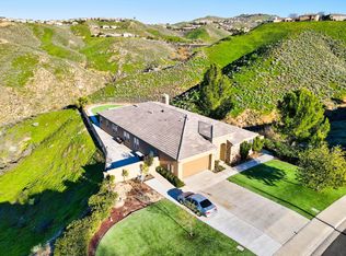 15446 Skyridge Dr, Riverside, CA 92503