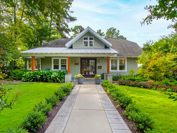 2212 The Cir, Raleigh, NC 27608
