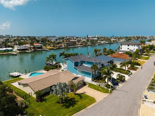 825 116th Ave, Treasure Island, FL 33706
