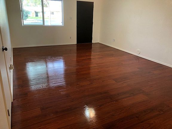 3rd image of 4439 W Cathy Cir
