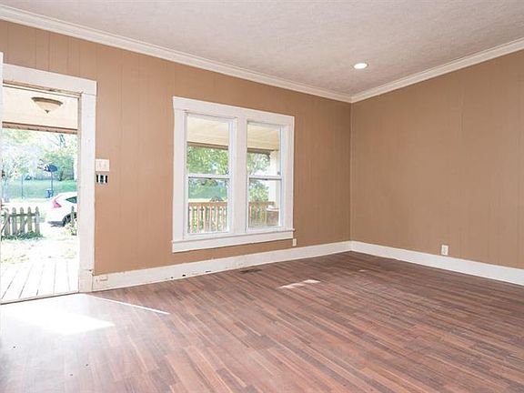 2nd image of 4109 Walker Blvd