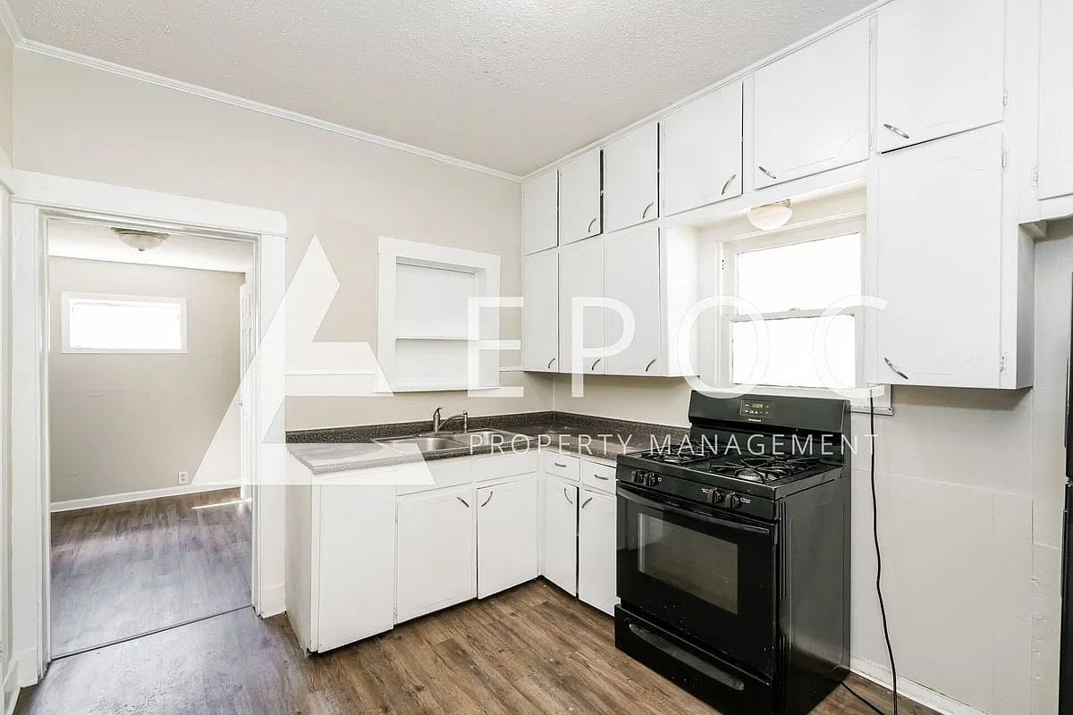 2616 N 20th St — Photo 4