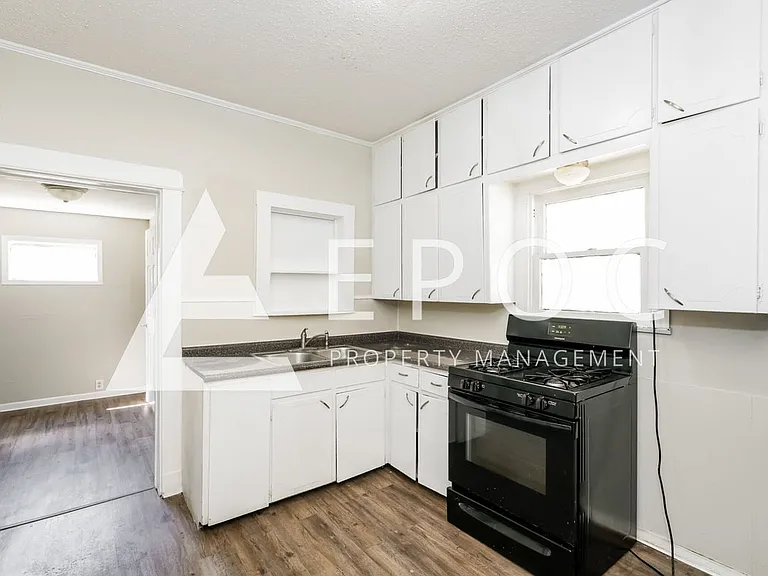 2616 N 20th St — Photo 10