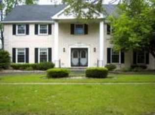 7914 Winter Circle Dr, Downers Grove, IL 60516