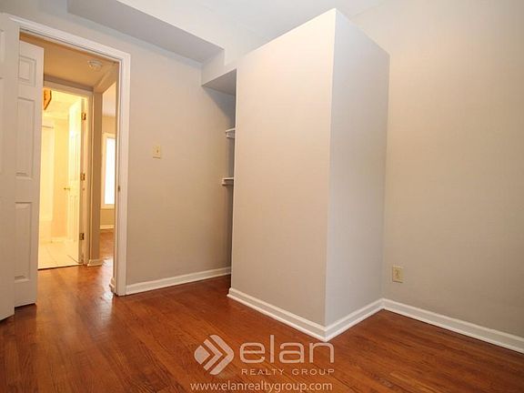 4th image of 1354.5 W Argyle St #3N