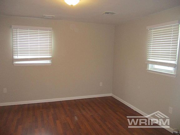 5th image of 64 Glendale Ave