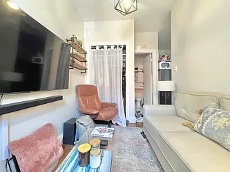 Rented by Doorway NYC, LLC