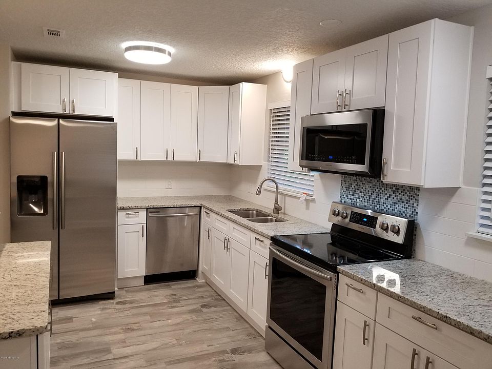 1st image of 4480 Naranja Dr S