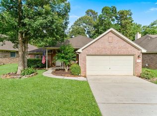 3518 White Oak Point Dr, Conroe, TX 77304