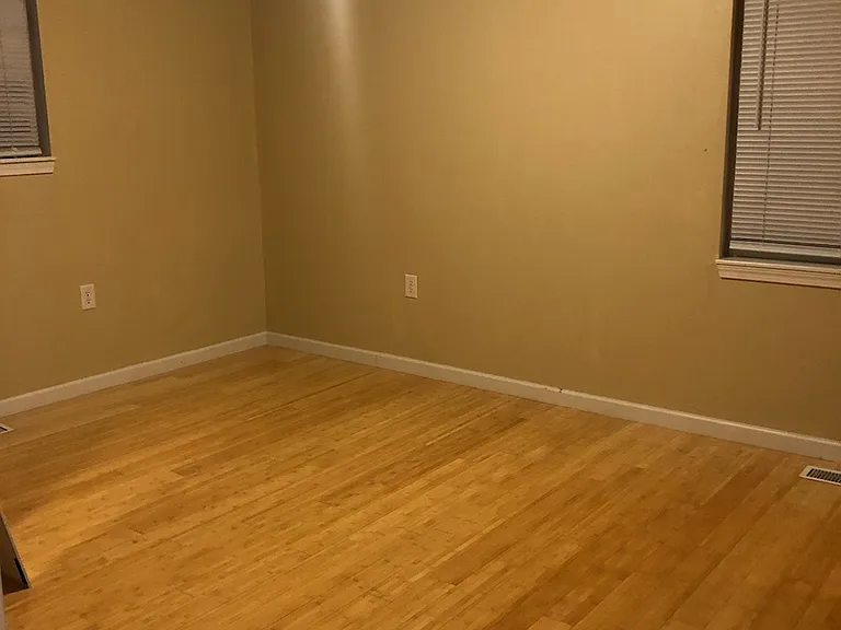 341 Cumberland Dr — Photo 11