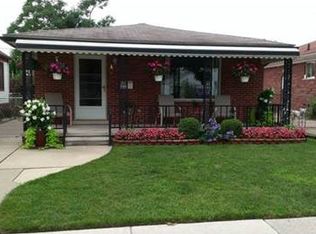 1153 Cleveland Ave, Lincoln Park, MI 48146