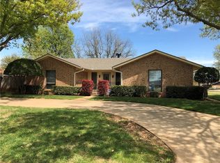 113 Bowerwood Dr, Chickasha, OK 73018