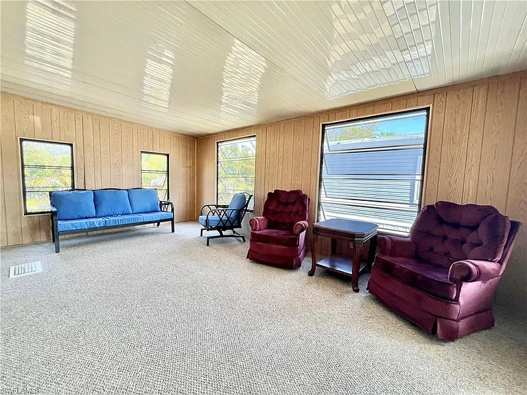 573 Cape Florida Ln — Photo 24