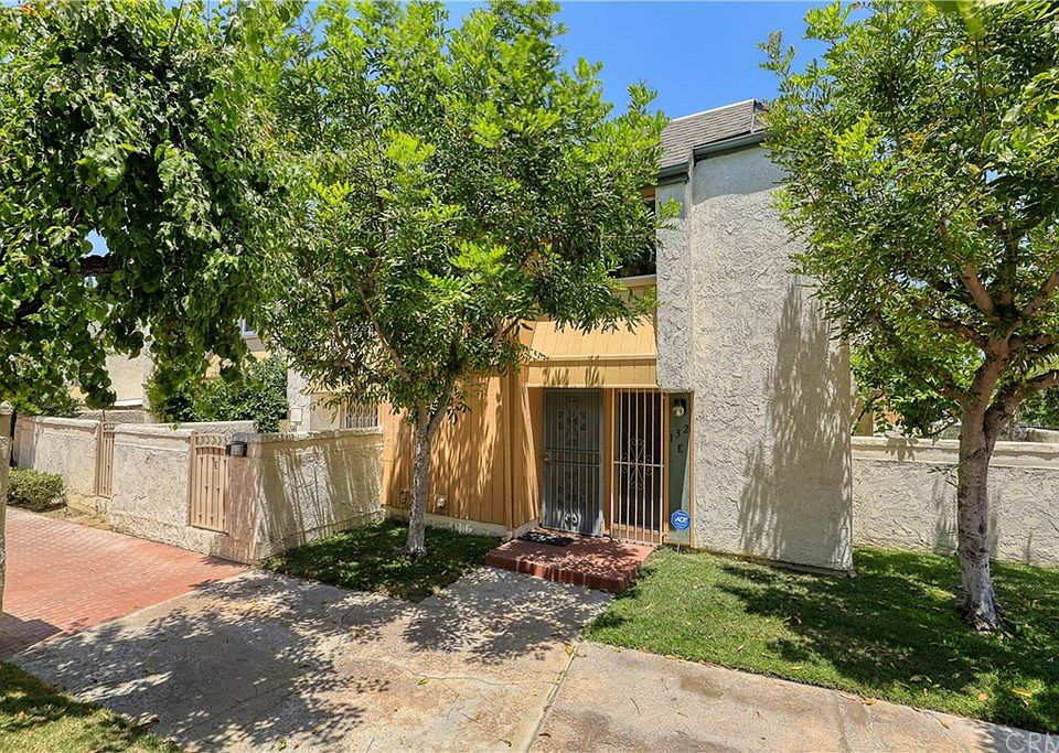 1st image of 132 Casuda Canyon Dr APT E