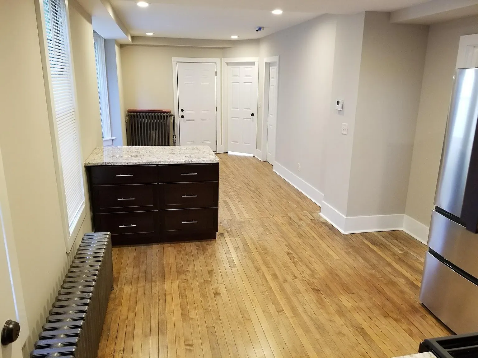 1688 n franklin pl — Photo 4