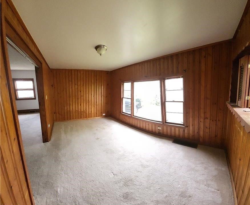 868 E Buchtel Ave, Akron, OH 44305 Zillow